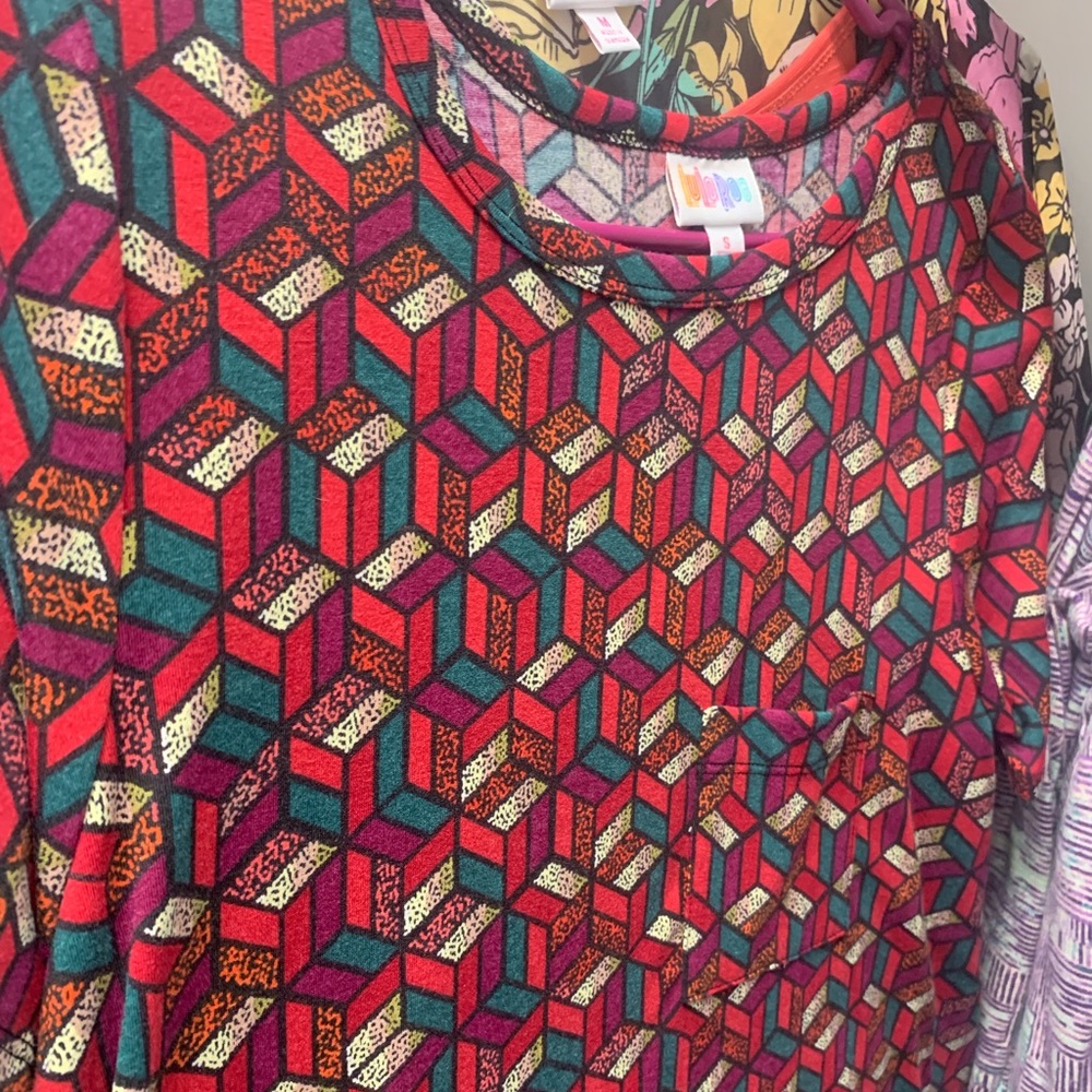 Lularoe - Picture 3 of 8
